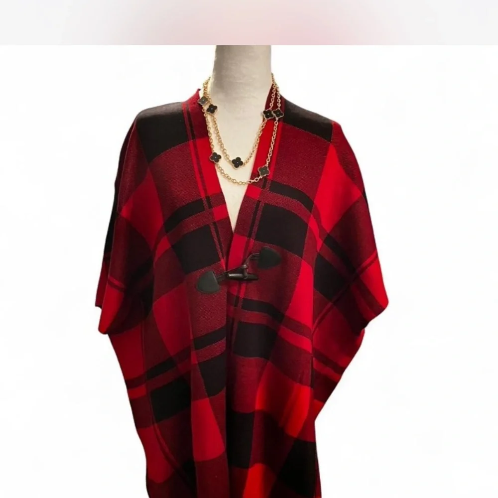 Tommy Hilfiger Chic Red and Black Plaid Poncho toggle closure.